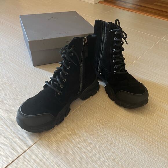 AQUATALIA Women's 11 Boot Black Suede EVVIE COMBAT Weatherproof Chunky - Picture 3 of 7